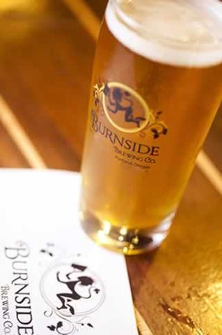 Burnside Brewing Co. 伯恩赛德酿酒公司。