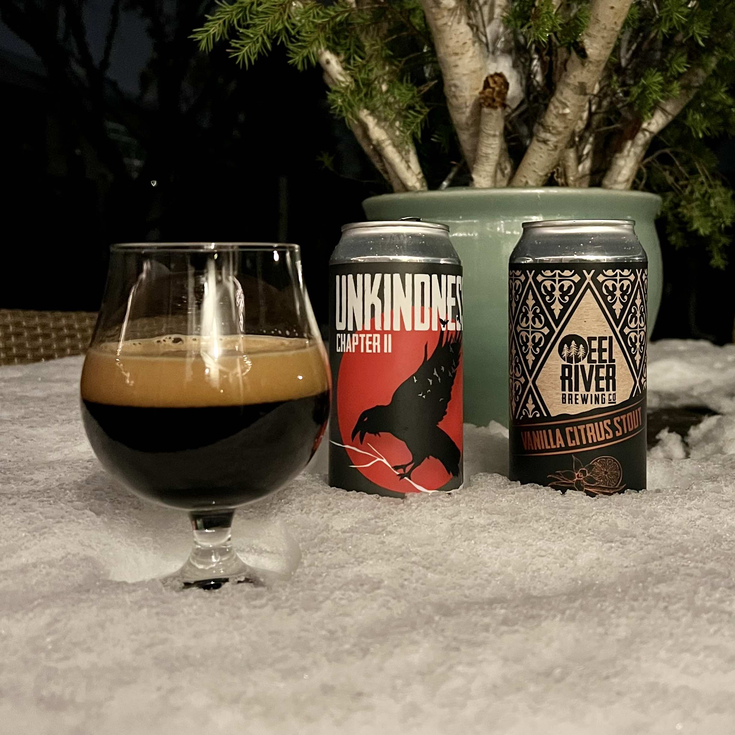鳗鱼河酿造推出了木桶陈年黑啤酒和香草柑橘黑啤酒