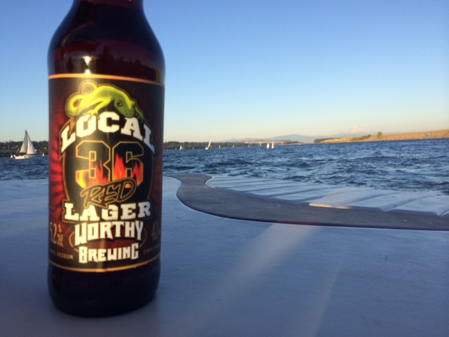 值得一喝的当地36号红色拉格啤酒