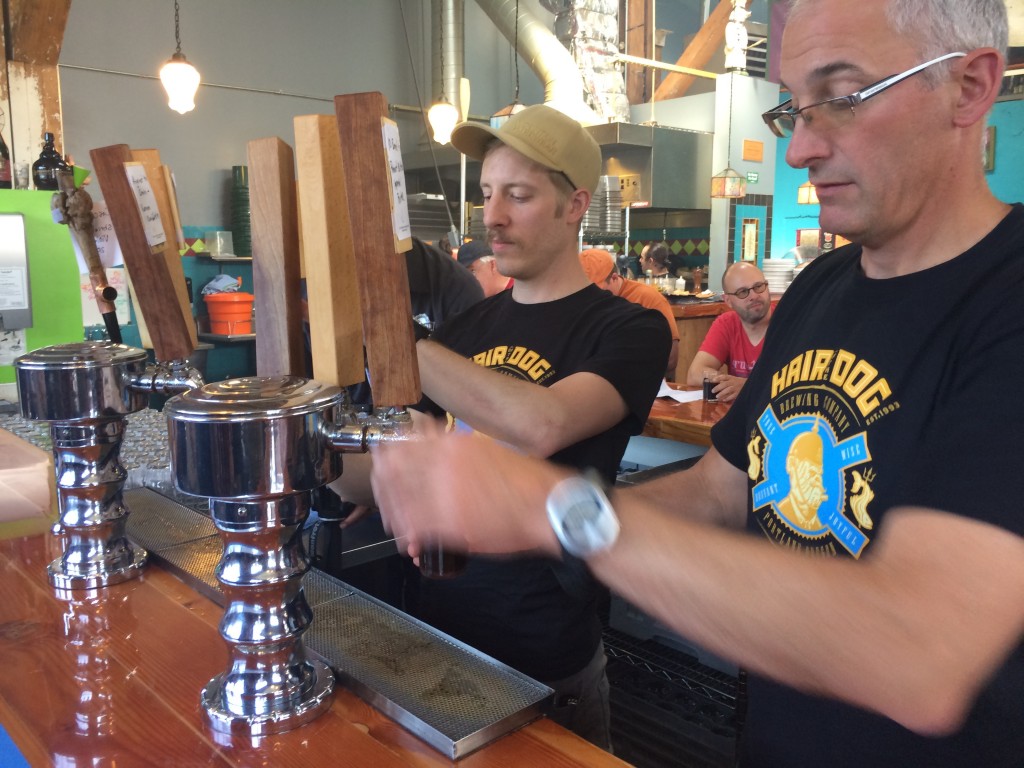 把啤酒倒在弗雷德费斯特的狗毛上