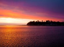 Siletz海湾照片在下面的摄影师Cody Cha和探索林肯市