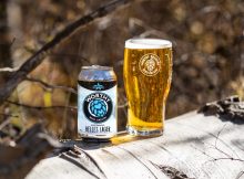 Hoppenwolf Helles Lager的图片由Worthy Brewing提供