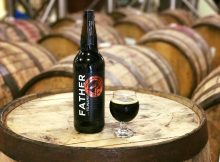 所有海啸的父亲的形象由鹈鹕酿造礼貌