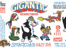 巨大的酿造Smackdab朦胧的IPA -标签由布拉德Delay