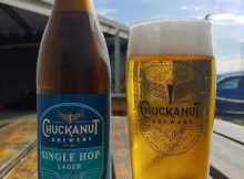 单跳啤酒的图片由chuckut啤酒厂提供