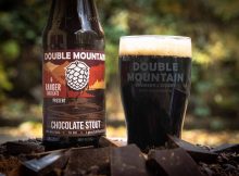 双山啤酒厂提供的与Ranger巧克力公司合作的巧克力烈性酒图片