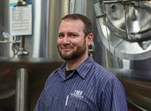 戴夫·麦金利的照片由大家酿造