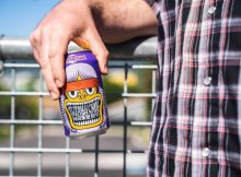 完全寒冷朦胧的IPA的图像由Hopworks城市啤酒厂提供