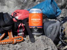巴塔哥尼亚关于与HopWorks Urban Brewery合作的规定，刚刚发布了Patagonia规定的长根IPA。（照片由kumler提供）