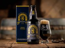 Firestone Walker 25周年纪念啤酒礼貌的图像由Firestone Walker酿造礼貌